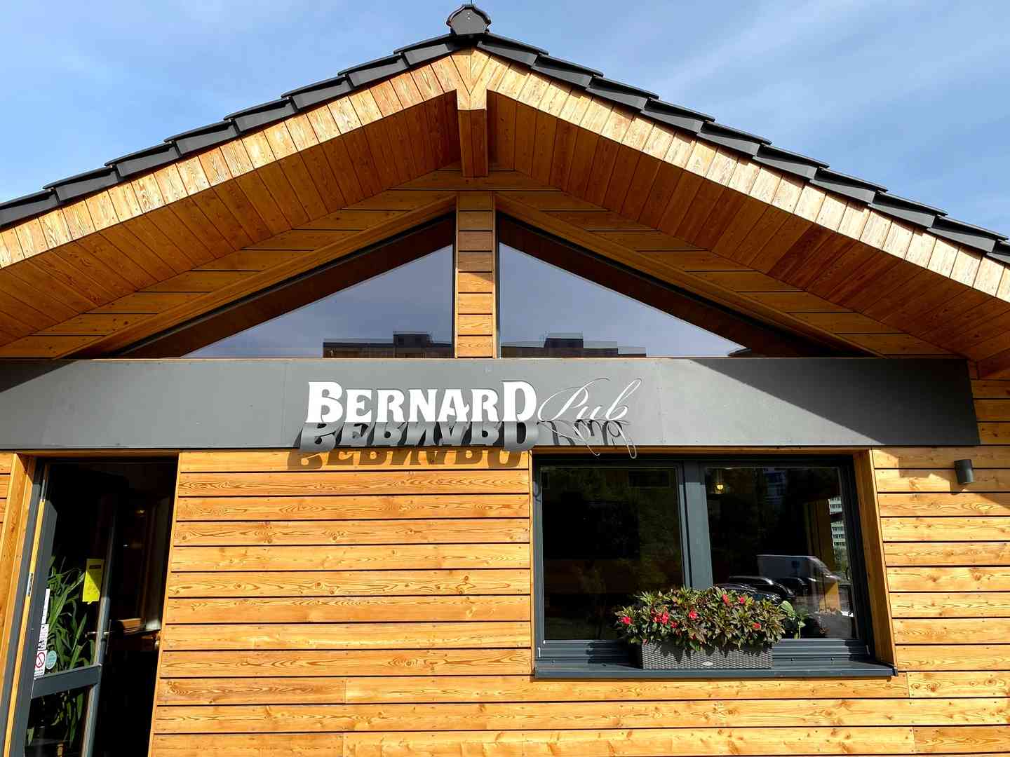 Bernard Pub U jezera